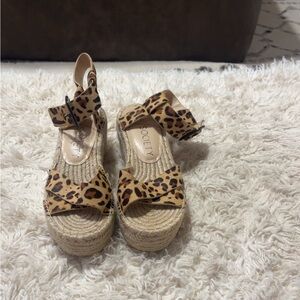 Sole Society Tan Leopard Espadrille Sandals